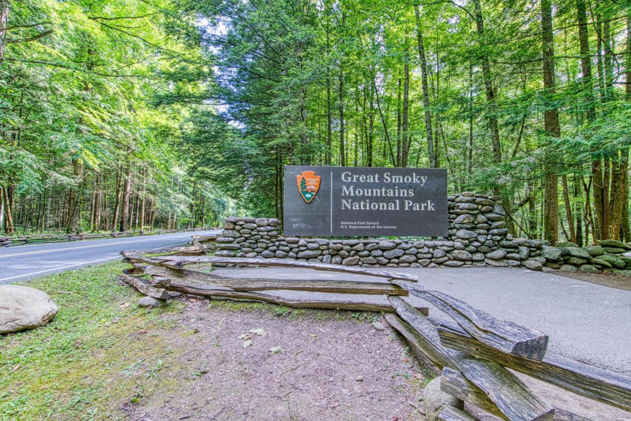 Moonlight Retreat Βίλα Pigeon Forge Εξωτερικό φωτογραφία